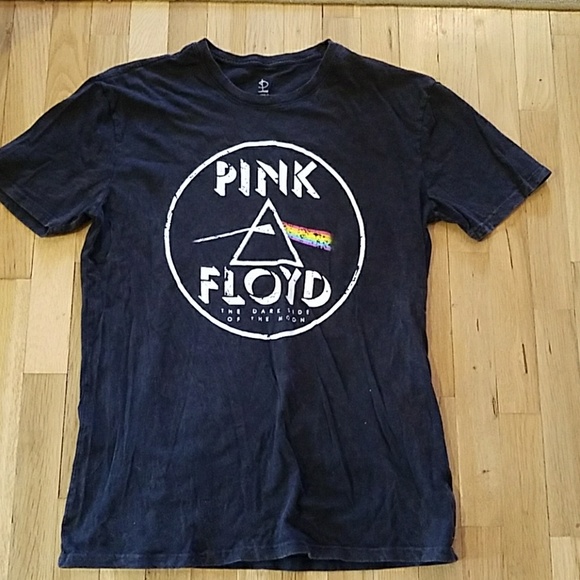 pink floyd Tops - AUTHENTIC PINK FLOYD DARK SIDE OF THE MOON T SHIRT
